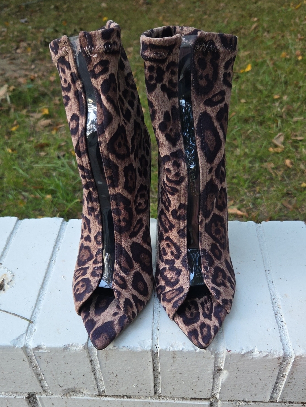 Shoe Dazzle Leopard Print Peep-Toe Ankle Booties - Brown & Black